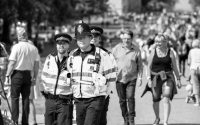TRIBUNE — Présence policière: marcher sur deux pieds