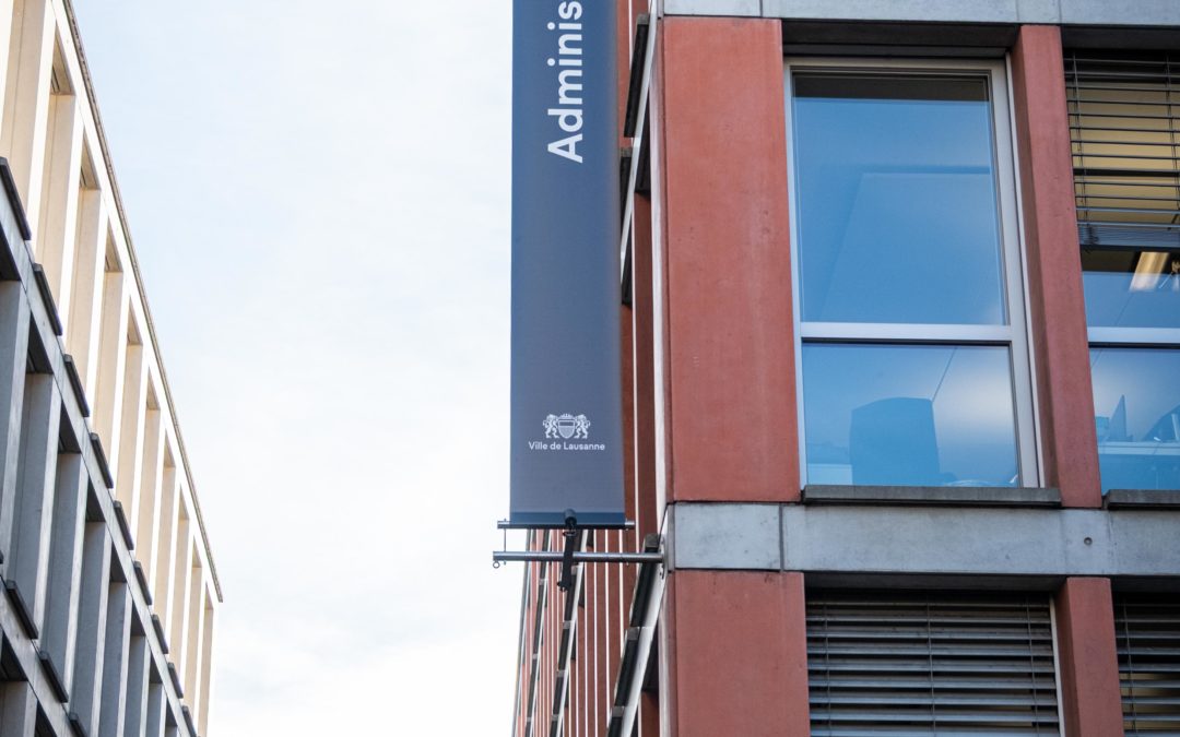 POSTULAT – Pour une Ville qui lutte activement contre les violences administratives