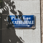 QUESTION ÉCRITE – Des conséquences concrètes de la longueur des noms de rue.