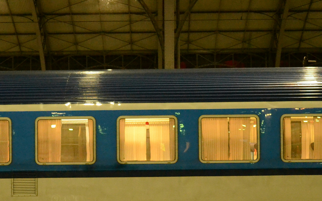 POSTULAT – Trains de nuit et frilosité fédérale : les Villes doivent prendre les devants